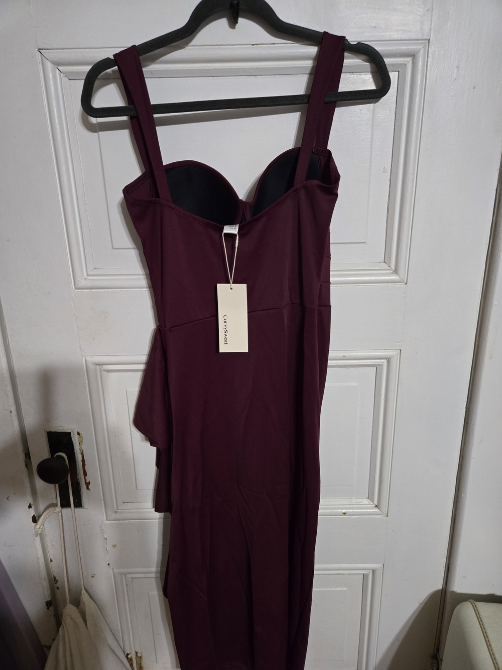 Women’s Burgundy Pleated Ruffle Hem Dress with Structured Bust